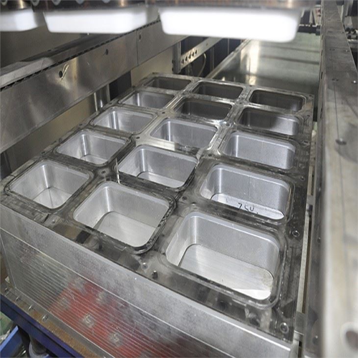 Fully Automatic Plastic Vacuum Forming Machine