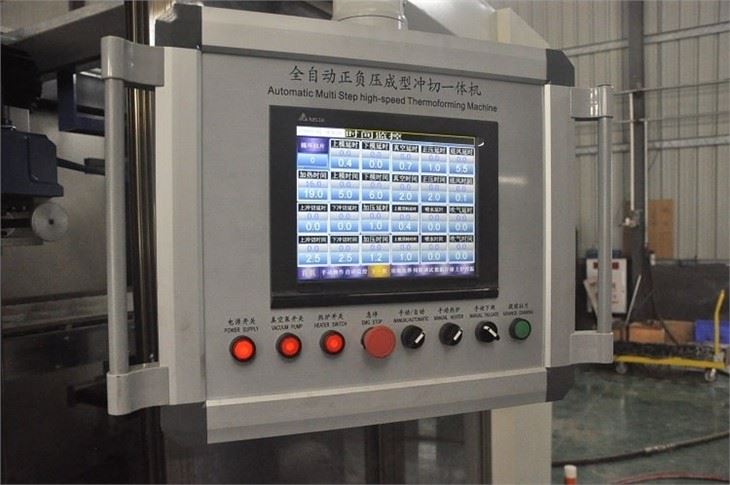 Three Stations Automatic Plastic Pvc Fruit Tray Vacuum Thermoforming Machine